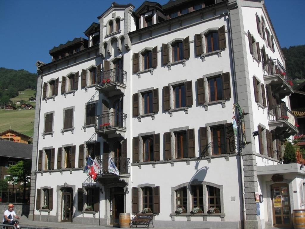 Auberge De La Bourgeoisie Troistorrents Kültér fotó